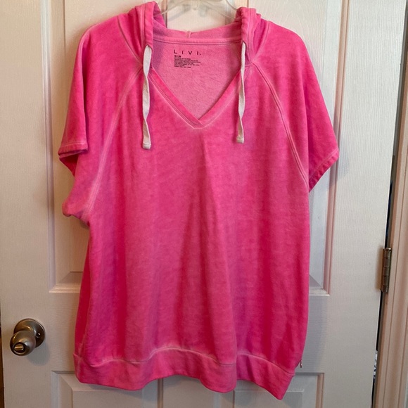 Livi Active Tops - Livi by Lane Bryant hooded sweat shirt 18/20